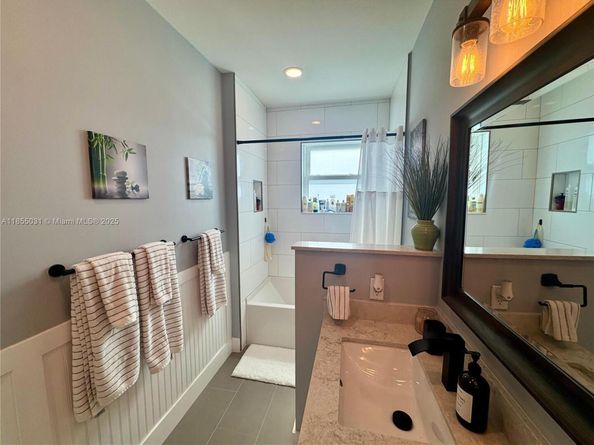 12917 SW 23rd St, Miramar FL 33027
