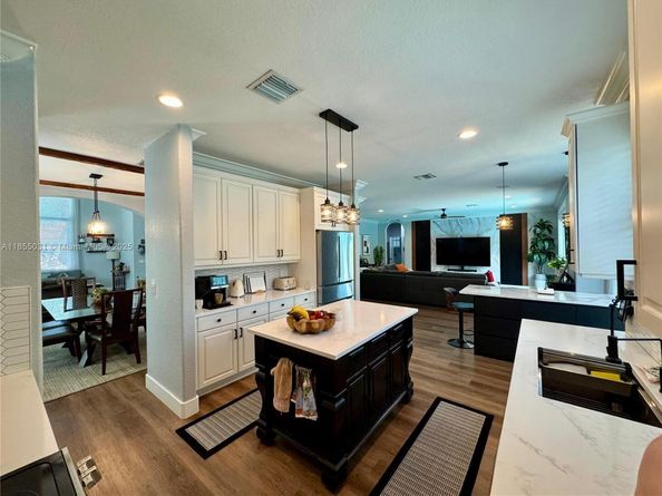 12917 SW 23rd St, Miramar FL 33027