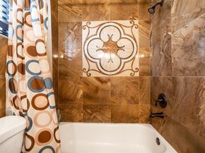 722 NW 170th St, Miami Gardens FL 33169