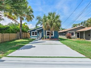 681 NE 34th St, Oakland Park FL 33334