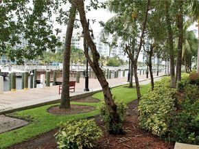3001 NE 185th St 428, Aventura FL 33180