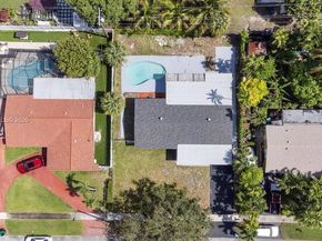 3841 NW 7th Pl, Lauderhill FL 33311