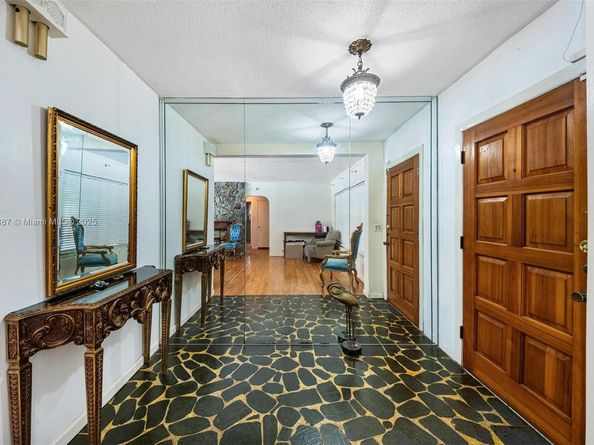 14150 NW 2nd Ave, Miami FL 33168