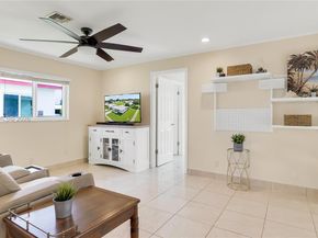 1621 NW 85th Way, Plantation FL 33322