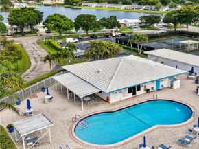 1621 NW 85th Way, Plantation FL 33322