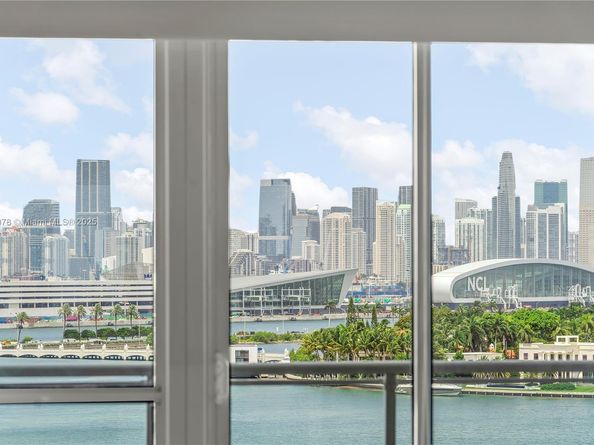 520 West Ave 1105, Miami Beach FL 33139
