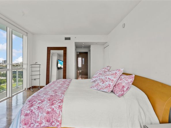 520 West Ave 1105, Miami Beach FL 33139