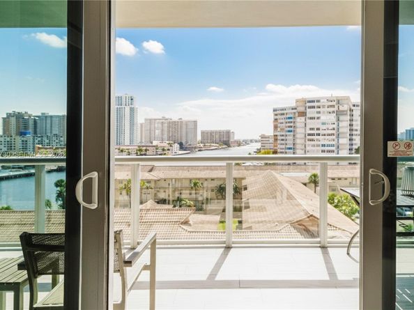 2602 E Hallandale Beach Blvd R707, Hallandale Beach FL 33009