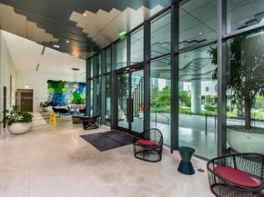 650 NE 32 3302, Miami FL 33137