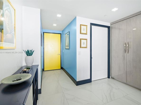 650 NE 32 3302, Miami FL 33137