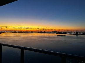 650 NE 32 3302, Miami FL 33137