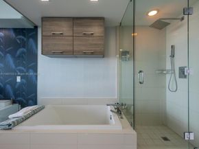 650 NE 32 3302, Miami FL 33137