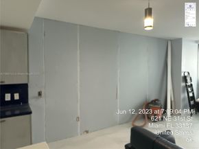 650 NE 32 3302, Miami FL 33137