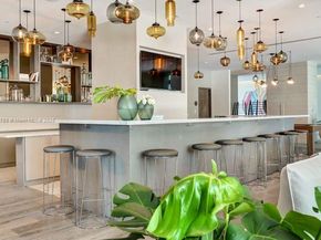 650 NE 32 3302, Miami FL 33137