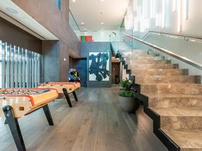 650 NE 32 3302, Miami FL 33137