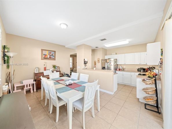 152 SE 29th Ave, Homestead FL 33033