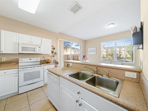 152 SE 29th Ave, Homestead FL 33033