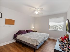 1095 Chenille Cir, Weston FL 33327