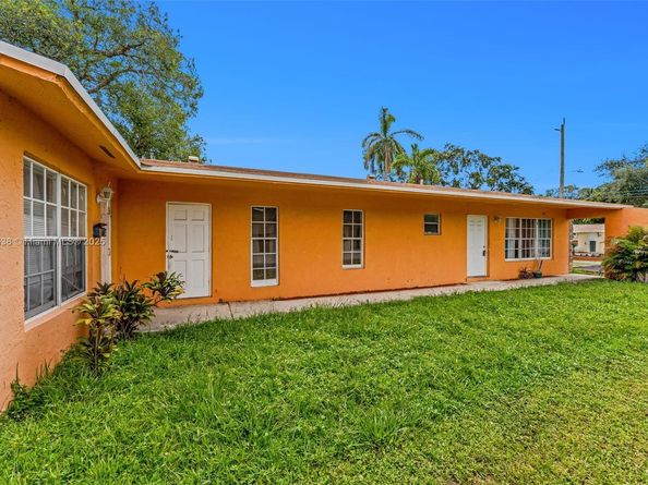 60 SW 13th St 4606, Miami FL 33130