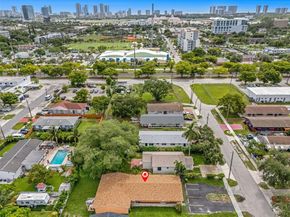 60 SW 13th St 4606, Miami FL 33130