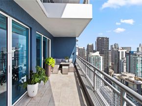 60 SW 13th St 4606, Miami FL 33130