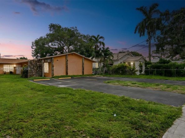 60 SW 13th St 4606, Miami FL 33130