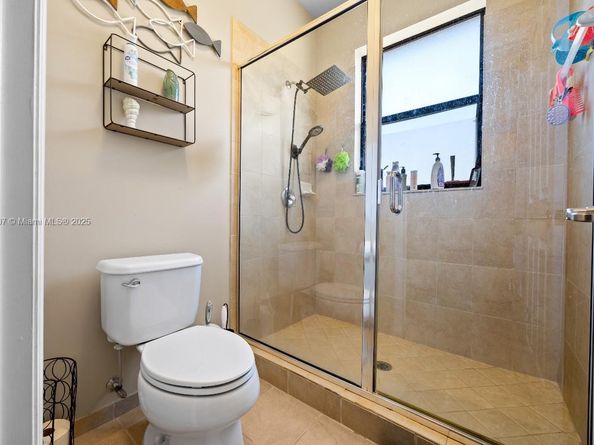 3427 W 89th Ter, Hialeah FL 33018