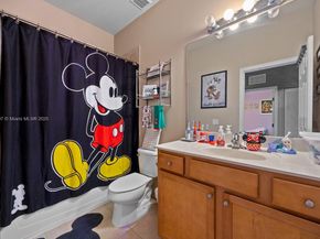 3427 W 89th Ter, Hialeah FL 33018