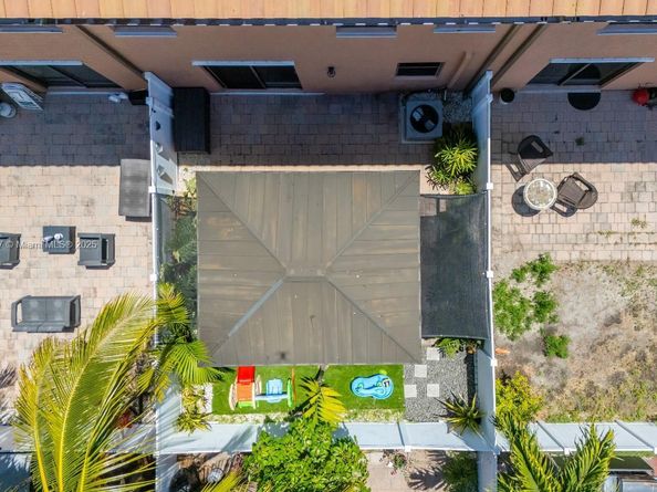 3427 W 89th Ter, Hialeah FL 33018