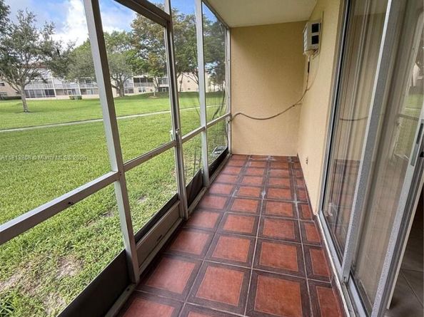 13300 SW 1st St 109O, Pembroke Pines FL 33027