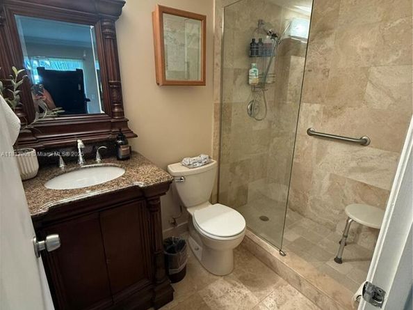 13300 SW 1st St 109O, Pembroke Pines FL 33027