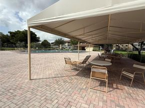 13300 SW 1st St 109O, Pembroke Pines FL 33027