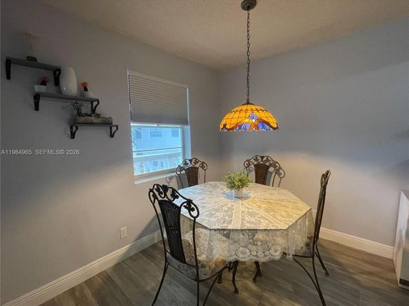 279 Markham M M, Deerfield Beach FL 33442