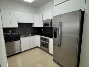 6365 Collins Ave 805, Miami Beach FL 33141