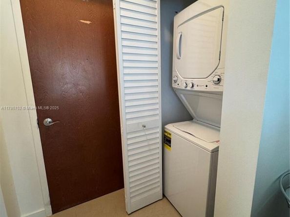 6365 Collins Ave 805, Miami Beach FL 33141
