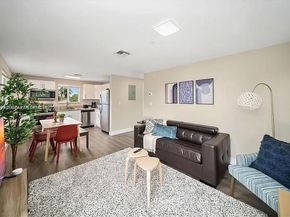2320 Garfield St, Hollywood FL 33020