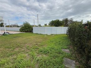 12202 SW 216th St, Miami FL 33170