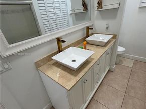 12202 SW 216th St, Miami FL 33170