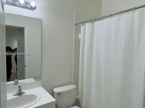 949 NE 42nd Ave, Homestead FL 33033