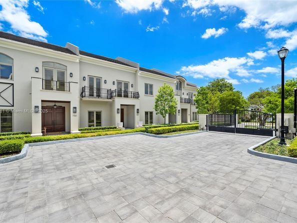 7561 SW 56th Ct, Miami FL 33143