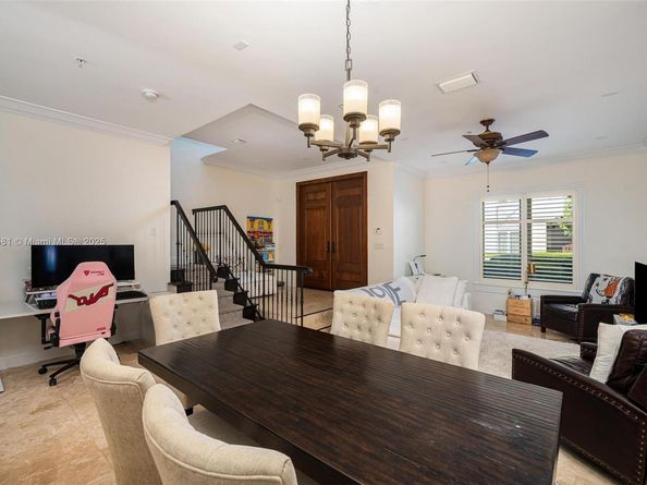 7561 SW 56th Ct, Miami FL 33143