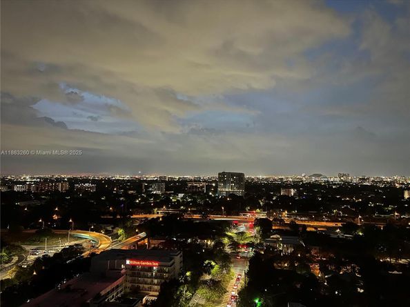 2475 Brickell Ave 2002, Miami FL 33129
