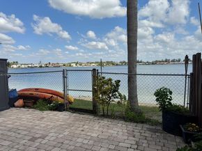 12355 NW 7th Ln, Miami FL 33182
