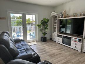 2401 SW 83rd Ave, Miami FL 33155