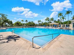 217 NE 23rd Ter, Homestead FL 33033