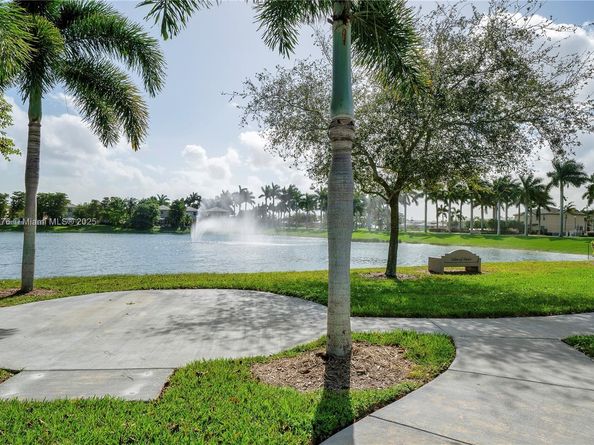 217 NE 23rd Ter, Homestead FL 33033