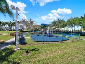 217 NE 23rd Ter, Homestead FL 33033