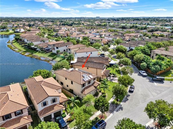 217 NE 23rd Ter, Homestead FL 33033