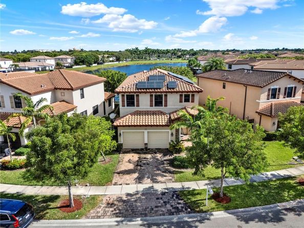 217 NE 23rd Ter, Homestead FL 33033