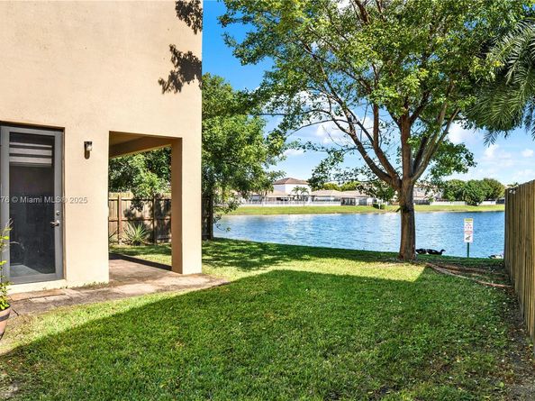 217 NE 23rd Ter, Homestead FL 33033